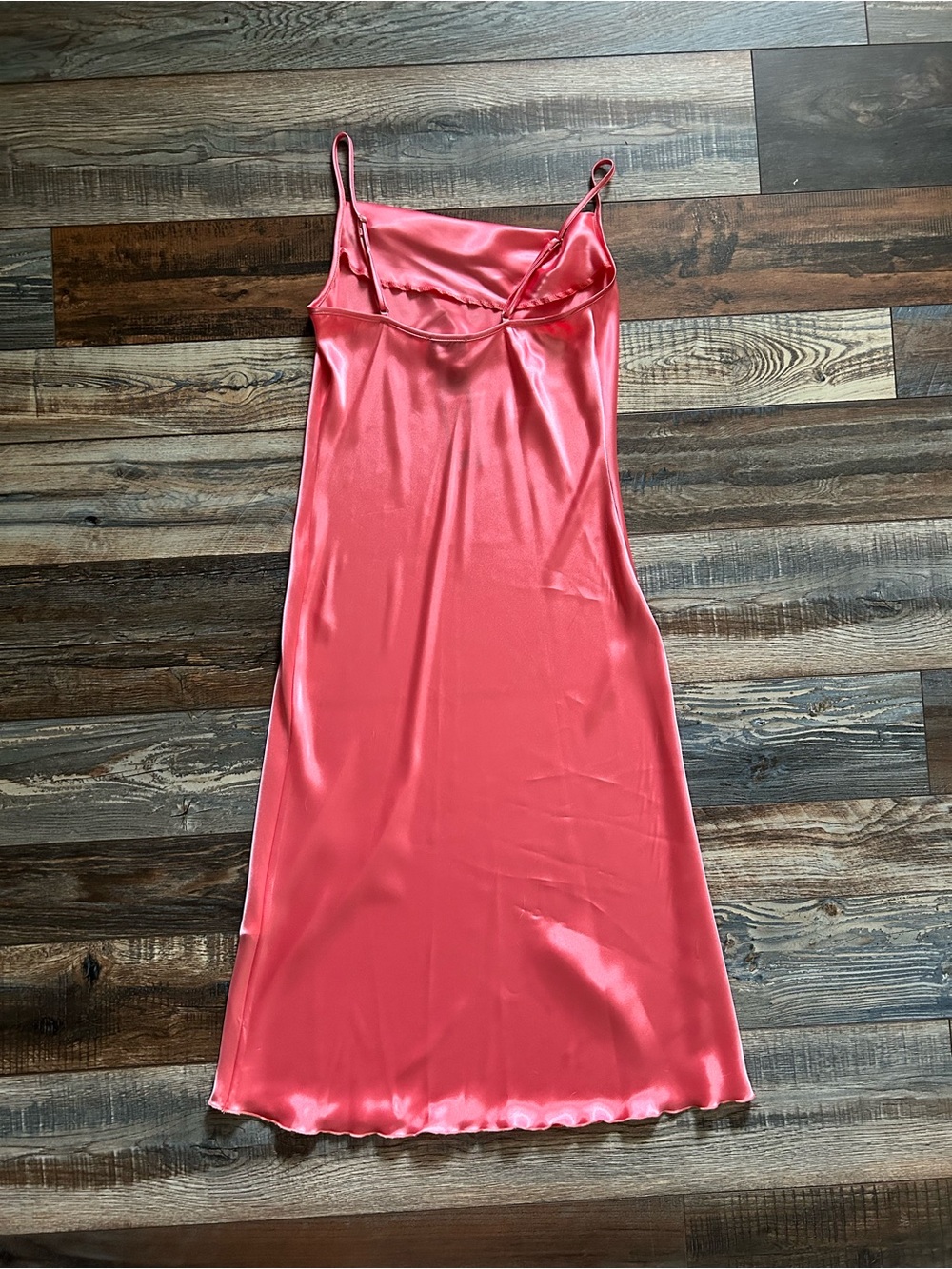 NWT - Vintage Bebe Coral Satin Cowl Neck Slip Dress - M - Picture 3 of 7